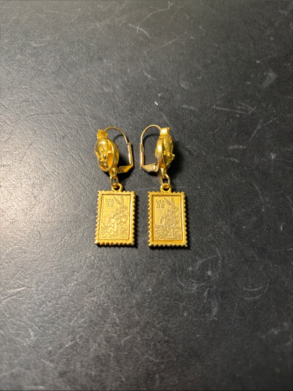 Vintage 90s Bugs Bunny & Tweety Bird stamp earrings - Made in the USA 🇺🇸